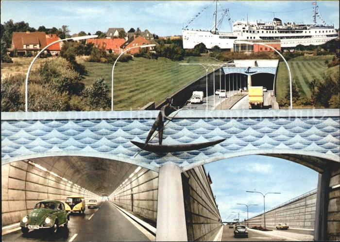 Rendsburg Schleswig-Holstein Strassentunel Nord See Kanal Dampfer