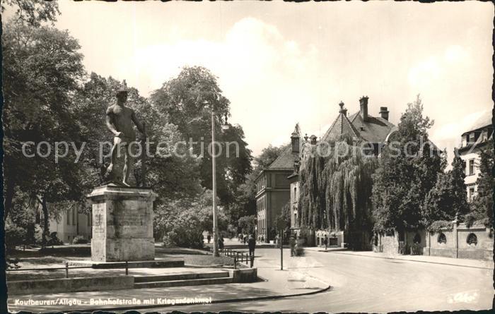 Kaufbeuren Bahnhofstrasse mit Kriegerdenkmal