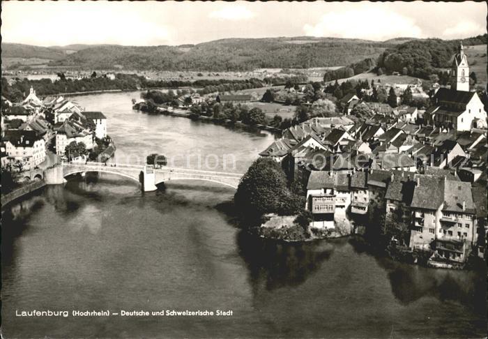 Laufenburg Baden Deutsche und Schweizerische Stadt Rhein Bruecke Fliegeraufnahme