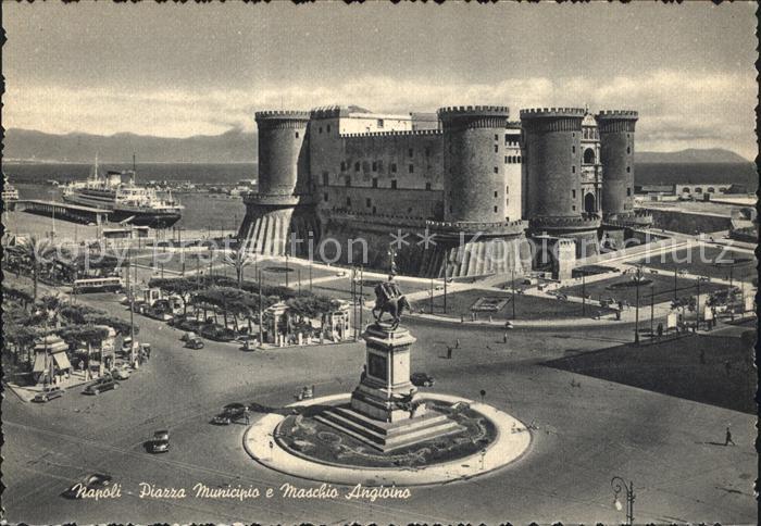 Napoli Neapel Piazza Municipio Maschio Angloino