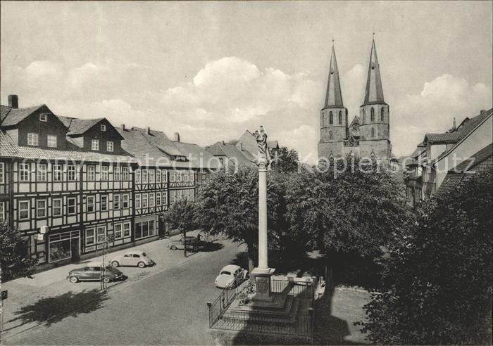 Duderstadt Niedersachsen Marktstrasse mit Mariensaeule