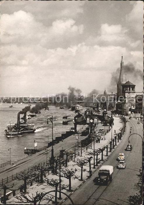 DuessELDORF  CITY Rheinufer mit St. Lambertus