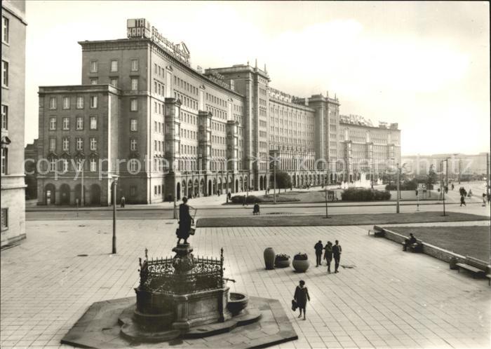LEIPZIG Sachsen Ringbebauung mit Maegdebrunnen