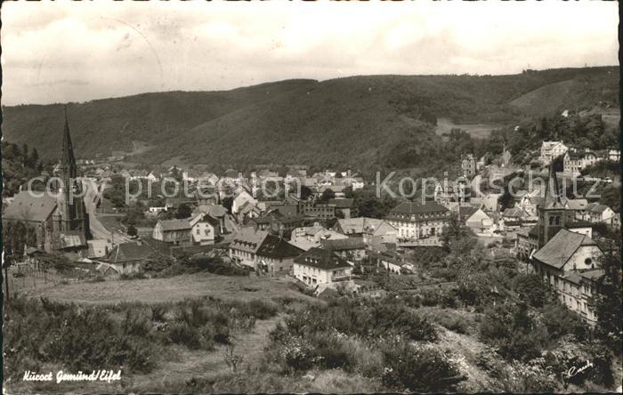 Gemuend Eifel Ortsansicht mit Kirche Kurort