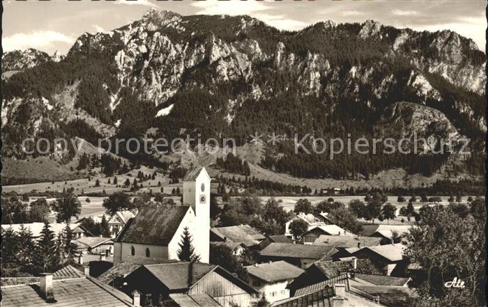 Schwangau Das Dorf der Koenigsschloesser mit Tegelberg