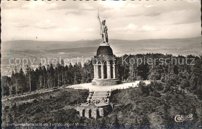 Hermannsdenkmal Teutoburger Wald Fliegeraufnahme