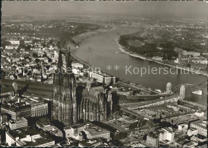 Koeln Rhein Koelner Dom Rheinbruecke Fliegeraufnahme