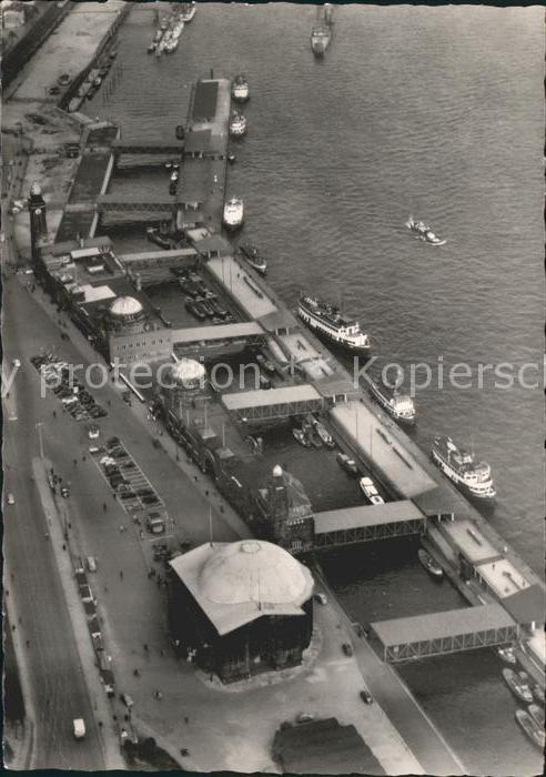 HAMBURG CITY Neue Landungsbruecken mit Elbtunnel Fliegeraufnahme