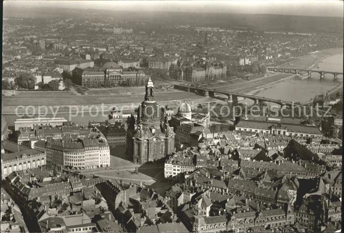 DRESDEN Elbe Neumarkt Frauenkirche Elbe Bruecke Neustadt vor Zerstoerung 1945