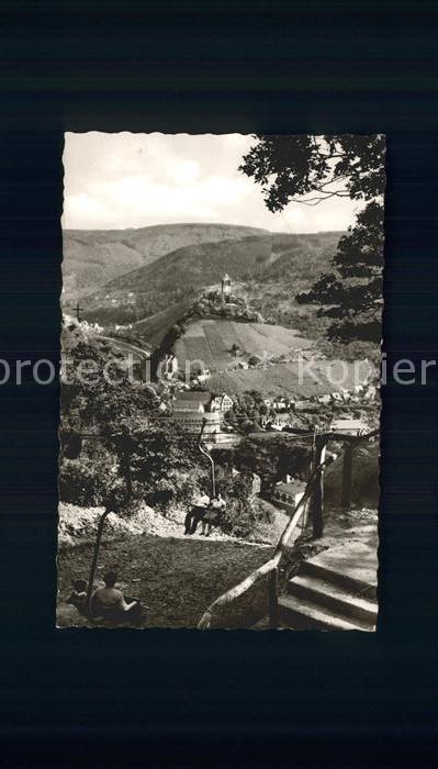 Cochem Mosel Bergstation der Sesselbahn Blick zur Burg