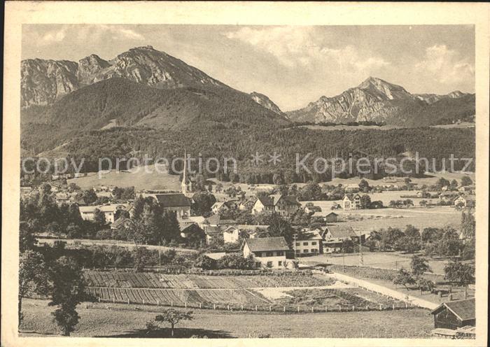 Bergen Chiemgau Gesamtansicht mit Hochfelln und Hochgern