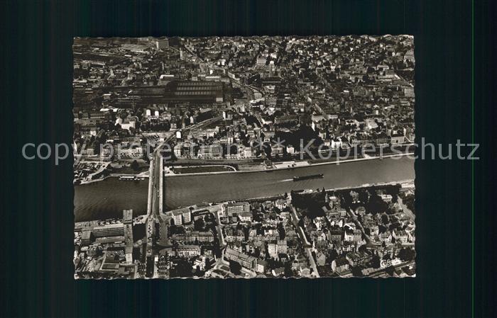 Frankfurt Main Fliegeraufnahme