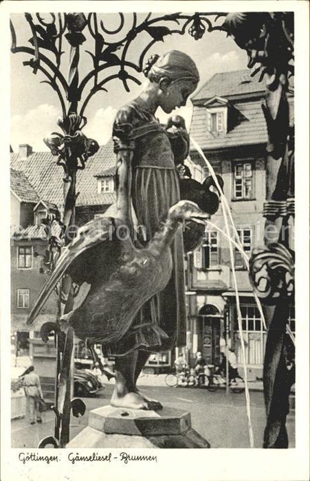 Goettingen Niedersachsen Gaenseliesel Brunnen