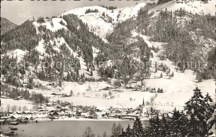 Bayrischzell mit Standard Abfahrt und uebungshang Wintersportplatz