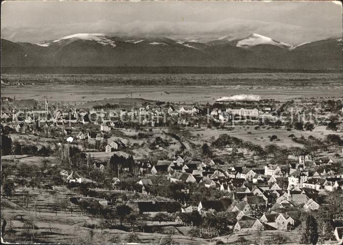BADENWEILER BW Panorama Blick auf Rheinebene und Vogesen