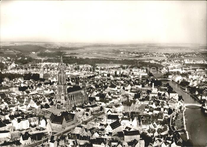 Ulm Donau Altstadt Ulmer Muenster Fliegeraufnahme