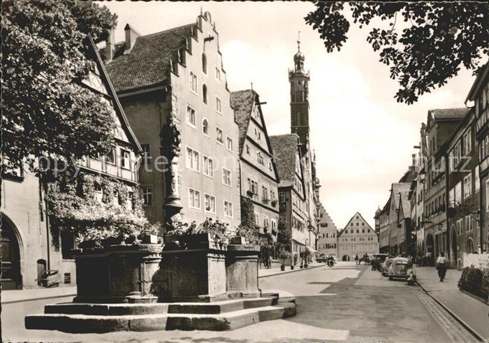Rothenburg Tauber Herrngasse mit Blick zum Marktplatz Brunnen