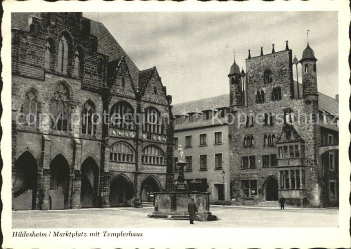 HILDESHEIM  CITY Marktplatz mit Templerhaus Brunnen