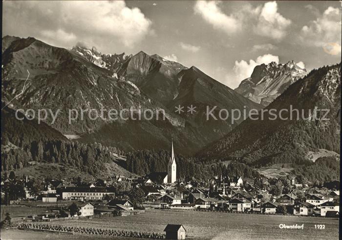 Oberstdorf Ortsansicht mit Kirche Alpenpanorama