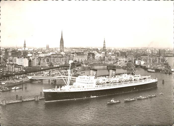 Dampfer Oceanliner Hanseatic Hamburg ueberseebruecke