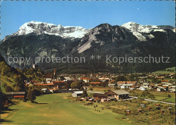 Rattenberg Tirol mit Rofangebirge