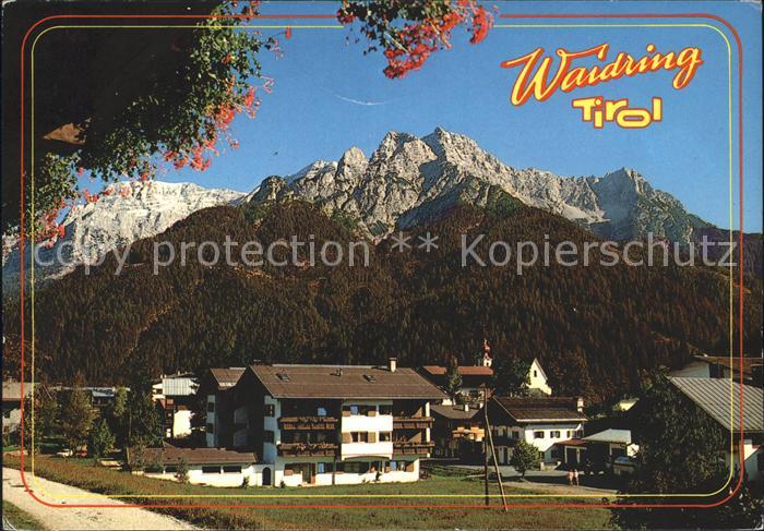Waidring Tirol mit Wandergebiet Steinplatte