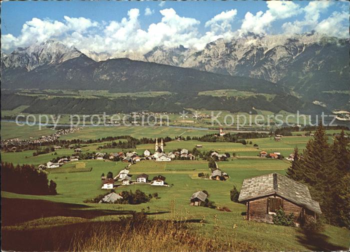 Weerberg im Inntal mit Karwendel