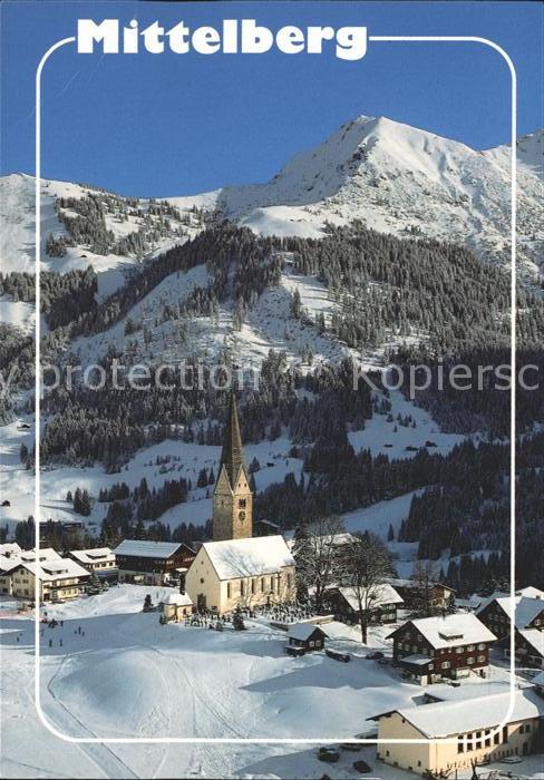 Mittelberg Kleinwalsertal mit Hammerspitze und Hochgehrenspitze