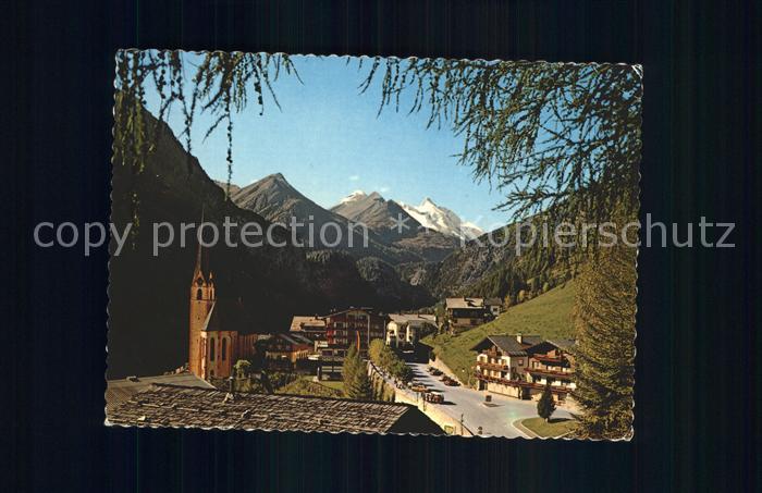 Heiligenblut Kaernten mit Grossglockner und Hochalpenstrasse