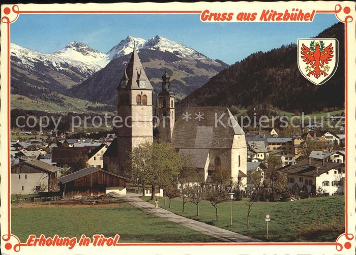 Kitzbuehel Tirol Pfarrkirche St Andreas mit Kitzbueheler Alpen