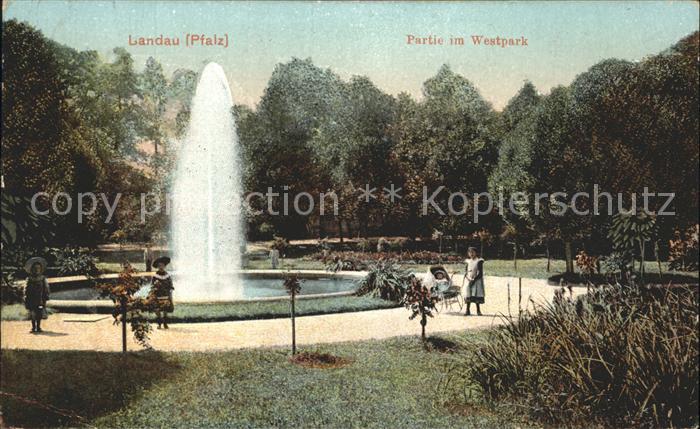 Landau Pfalz Partie im Westpark Springbrunnen