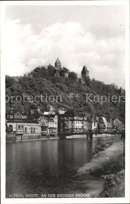 Altena Lenne Partie an der grossen Bruecke Burg