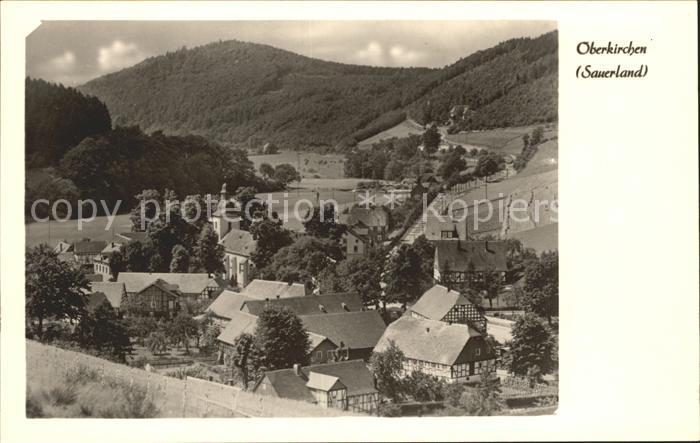 Oberkirchen Sauerland Ortsansicht mit Kirche