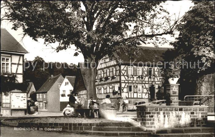 Reichenbach Odenwald Dorfpartie Brunnen