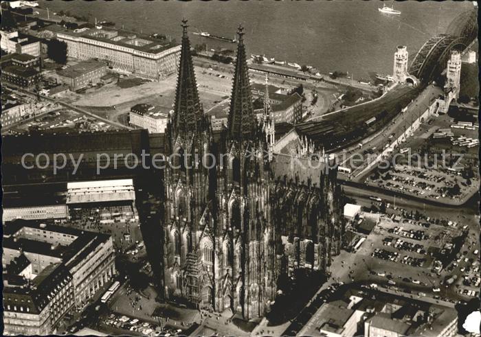 Koeln Rhein Dom Fliegeraufnahme