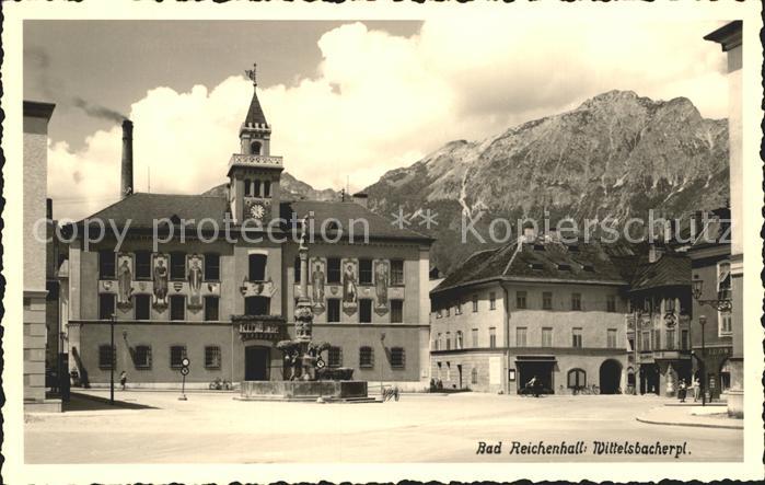 Bad Reichenhall Wittelsbacherplatz Brunnen Rathaus