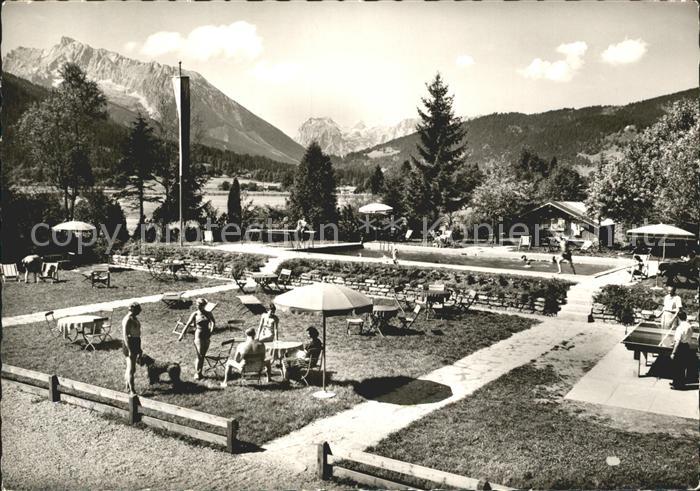 Schoenau Berchtesgaden Hotel Schoenau Schwimmbad Liegewiese