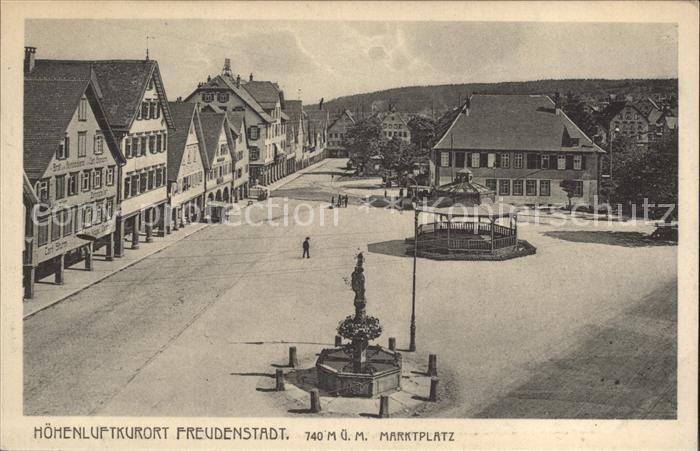FREUDENSTADT BW Marktplatz Brunnen