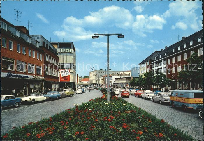 Neumuenster Schleswig-Holstein Grossflecken Kuhberg Stadtdurchfahrt