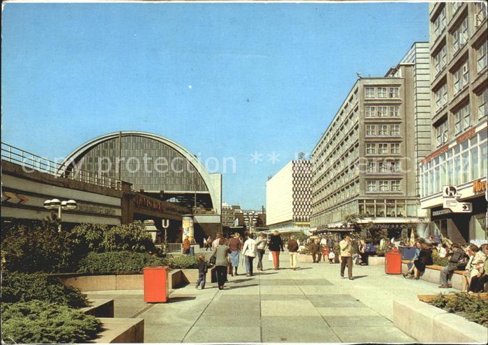 BERLIN CITY Am Bahnhof Alexanderplatz