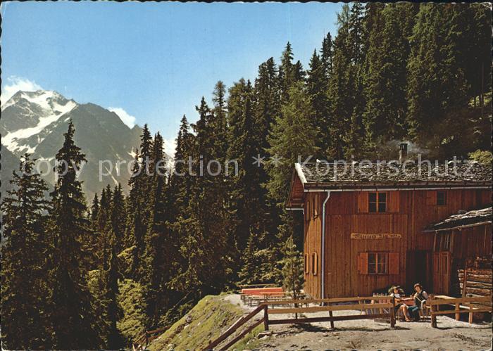 Neustift Stubaital Tirol Milderaun Alm mit Habicht und Mischbachferner