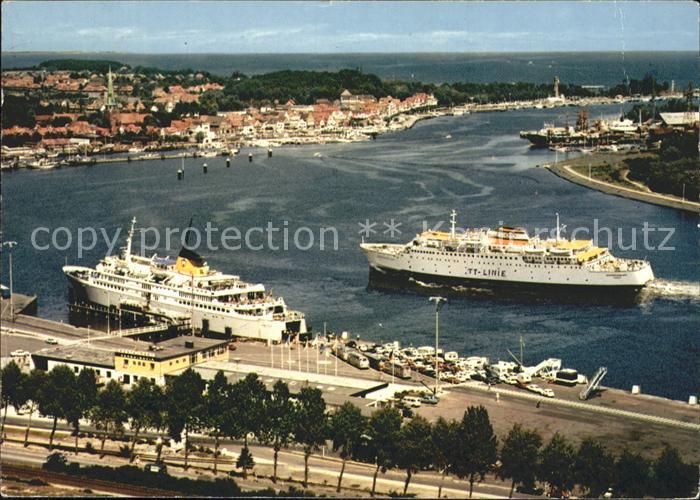 Faehre Ferry Bac Traghetto-- Travemuende Fliegeraufnahme