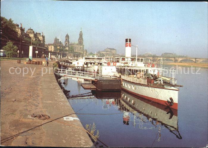 Dampfer Seitenrad Dresden Terrassenufer Anlegestelle Weisse Flotte