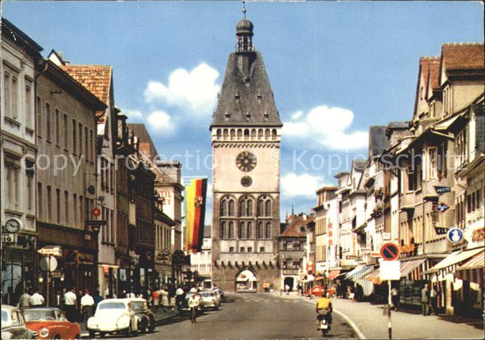Speyer Rhein Maximilianstrasse mit Altpoertel