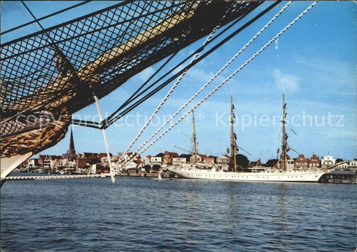 Travemuende Ostseebad Hafen Segelschiff
