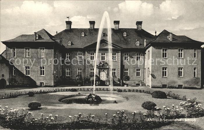 Antfeld Schloss Fontaene