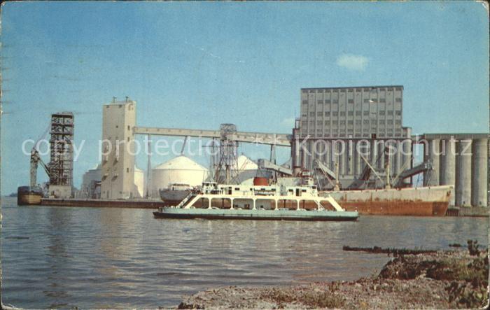 Sorel Canada Port Traversier reliant Sorel a Berthier