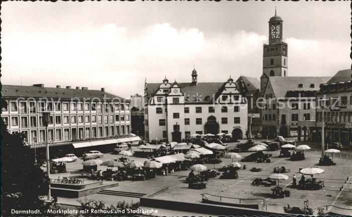Darmstadt Marktplatz mit Rathaus und Stadtkirche