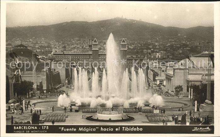 Barcelona Cataluna Fuente Magica hacia el Tibidabo