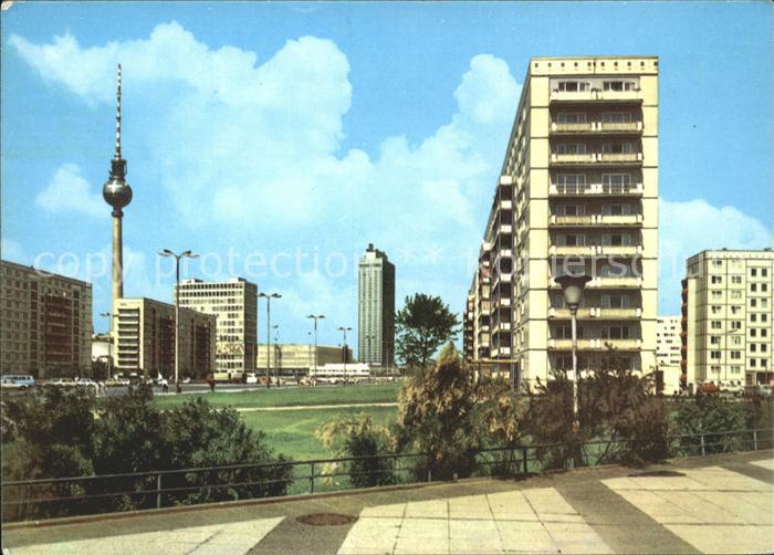 BERLIN  CITY Blick zum Alexanderplatz Fernsehturm Hochhaus